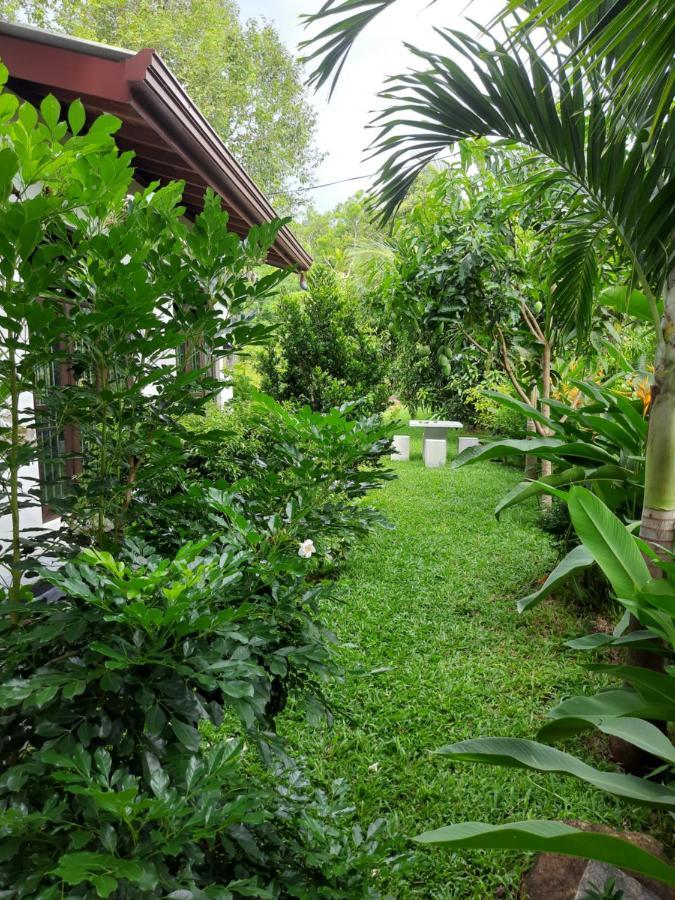 Tamarind Blue Hotel Tangalle Exterior foto