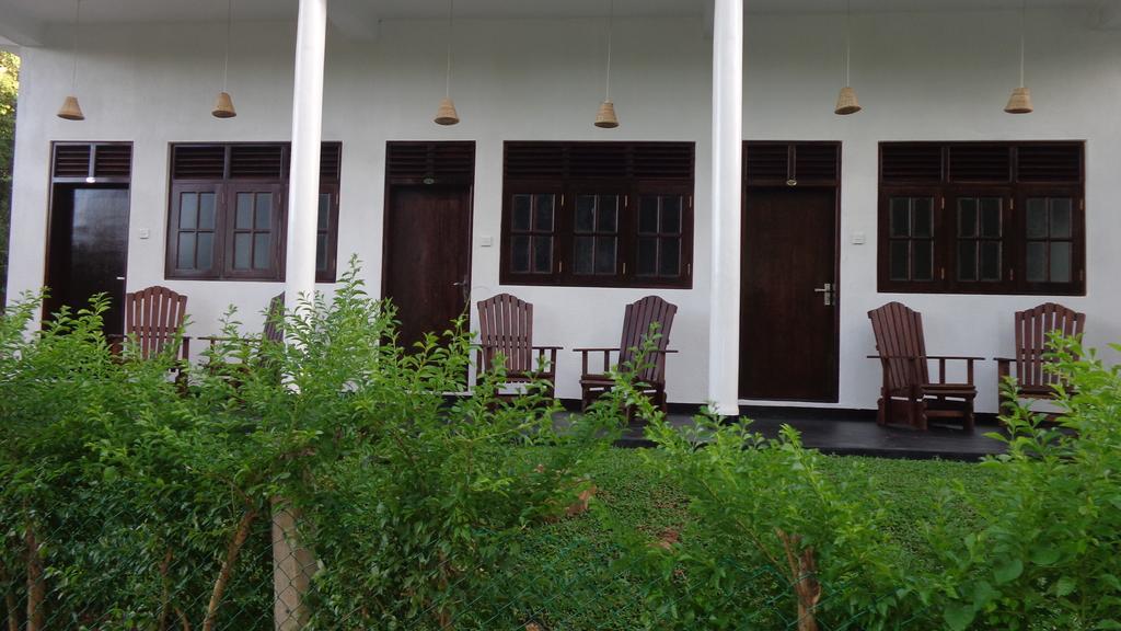 Tamarind Blue Hotel Tangalle Exterior foto