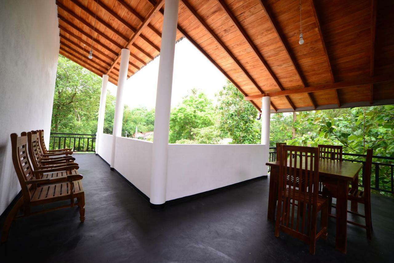 Tamarind Blue Hotel Tangalle Exterior foto
