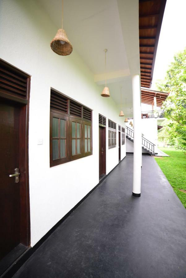 Tamarind Blue Hotel Tangalle Exterior foto